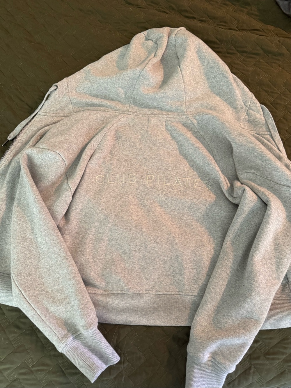 Club Pilates Women's Gray Cropped Zip Up